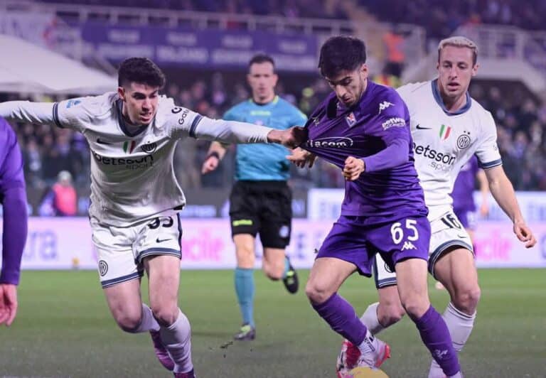 Fiorentina Bantai Inter Tiga Gol Tanpa Balas