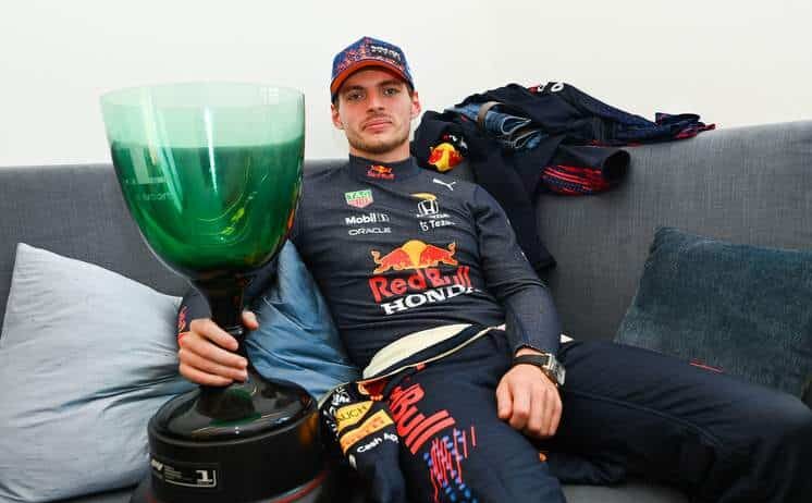 Max Verstappen Masih Duduk Manis Di Puncak Klasemen