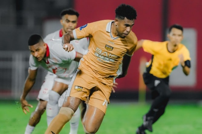 Dewa United Raih Tiga Poin Dari Kandang Malut United