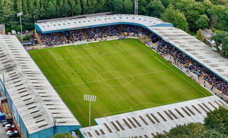 Bagaimana Stadion Sepak Bola Pertama Di Dunia Dibangun?